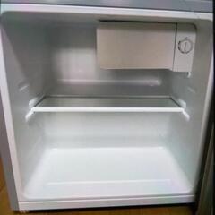 小型　冷蔵庫の画像