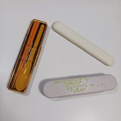 お弁当用のお箸、ケース付き3種類。の画像