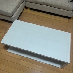 [取引中]3人掛けソファ+ローテーブルの画像