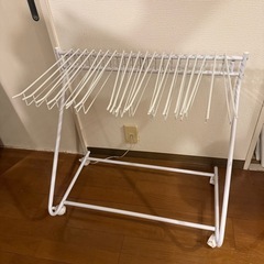 パンツハンガーラック&IKEAスチールラック 白の画像