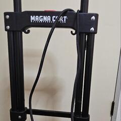 「MAGNA CART（マグナカート）」の折りたたみ式キャリーカートの画像