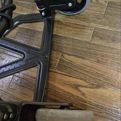 「MAGNA CART（マグナカート）」の折りたたみ式キャリーカートの画像
