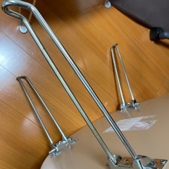 折りたたみ丸テーブルの画像