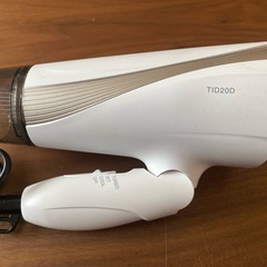 ドライヤーの画像