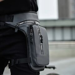 新品  ブラック ウエストパック ボディバッグ ユニセックス 調節可能 バイクバッグの画像