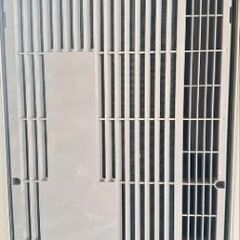 窓用エアコン　トヨトミ　2021年製の画像