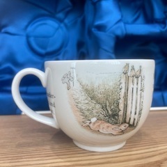 Wedgewood ピーターラビット　カップ•ソーサー•プレート×2の画像