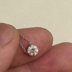 18Kゴールドダイヤモンドネックレストリオの画像