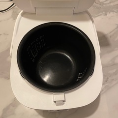 炊飯器の画像