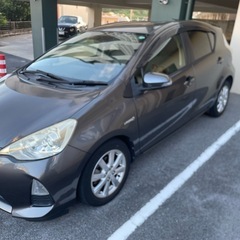 トヨタ　アクア　中古車の画像