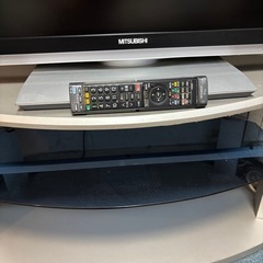 液晶テレビ、テレビ台セットの画像