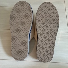 トリバーチサンダルの画像