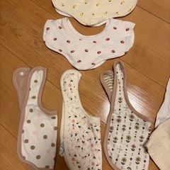 子供服70〜80女の子11着の画像