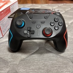 美品 任天堂スイッチライト スイッチ、スイッチライト用充電式ワイヤレスコントローラーセットの画像