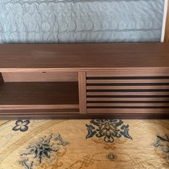 テレビボードの画像