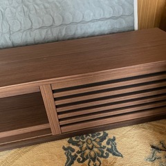 テレビボードの画像