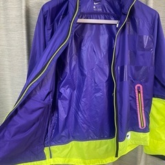 NIKE ナイキ ワイルドラン シールド ジャケット ウィンドブレーカー　サイズS 紫　 ナイロンジャケット ウインドブレーカーの画像