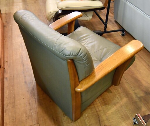 ○近郊格安配送(^^♪○浜本工芸 1人掛け レザーソファ 中古品○総革 本