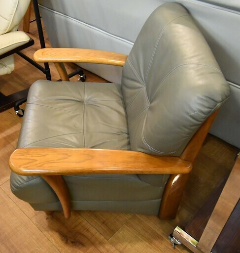 ○近郊格安配送(^^♪○浜本工芸 1人掛け レザーソファ 中古品○総革 本