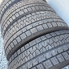 175/65/15冬ピレリの画像