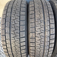 175/65/15冬ピレリの画像