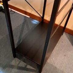 ゲーミングデスクの画像