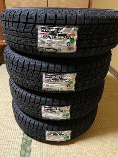 新品未使用スタッドレスタイヤ　ホイールセット　4本