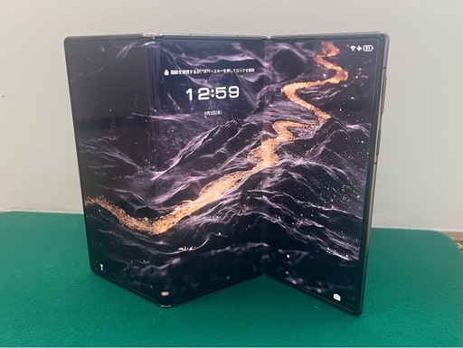 美品 保証付 HUAWEI Mate XT 16GB1TB 世界初の三つ折りスマホ