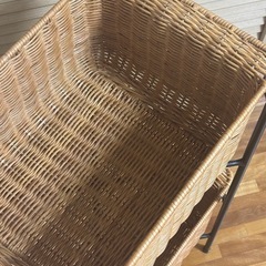 【IDEE】WALLABY BASKET STAND Blackの画像