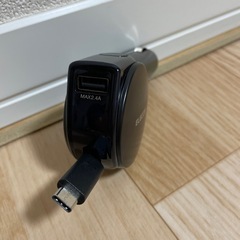 ELECOM  type-c  USB充電器の画像
