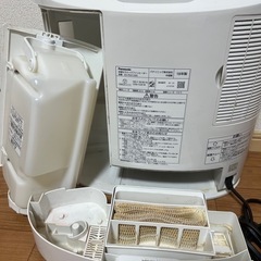 Panasonic 加湿セラミックファンヒーター ナノイーの画像