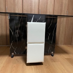 新品　ダイニングテーブル椅子セット　折りたたみの画像