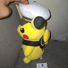 キャプテンピカチュウぬいぐるみの画像