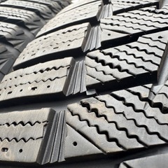 265/65/17冬ハンコックの画像