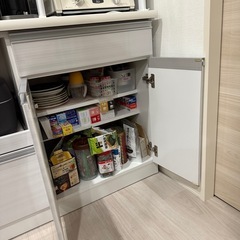 キッチン棚の画像