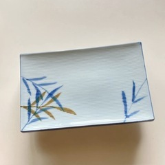 お皿　4枚セット　新品　アウトレット品の画像