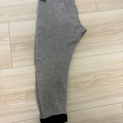 ジャージとニットの画像