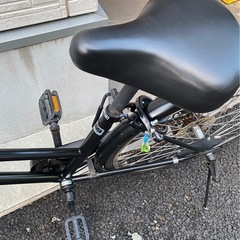 26インチ 黒 6段変速 カゴ付き 自転車の画像