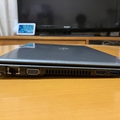 acerの11.6インチ液晶搭載のモバイルノートパソコンの画像