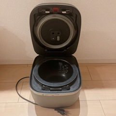 TIGER  炊飯器 5.5合炊きの画像