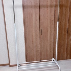 IKEA リッガ　ハンガーラック　ホワイトの画像