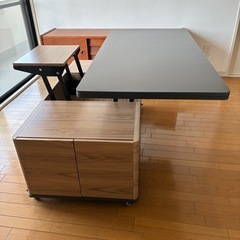 【未使用に近い】多機能センターテーブル 昇降式・収納付きの画像