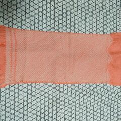 中古：サーモンピンク絞り柄の帯揚げの画像