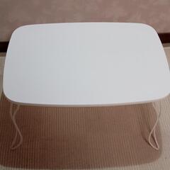 折りたたみ式ミニテーブルの画像