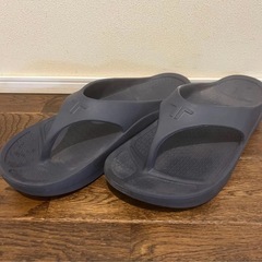 リカバリーサンダル TELIC FLIPFLOP XLの画像
