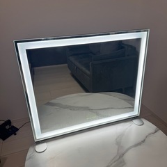 ライト付きミラー
