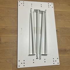 ニトリ　白テーブル　100cm×59cmの画像