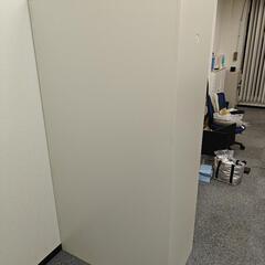 更衣ロッカー（3人用）網棚・カギ付きの画像