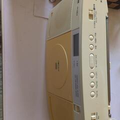 CDプレイヤーラジオ付きの画像