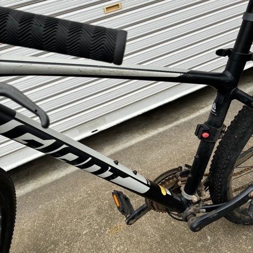 【現状品】ジャイアント　マウンテンバイク　27.5cm 自転車